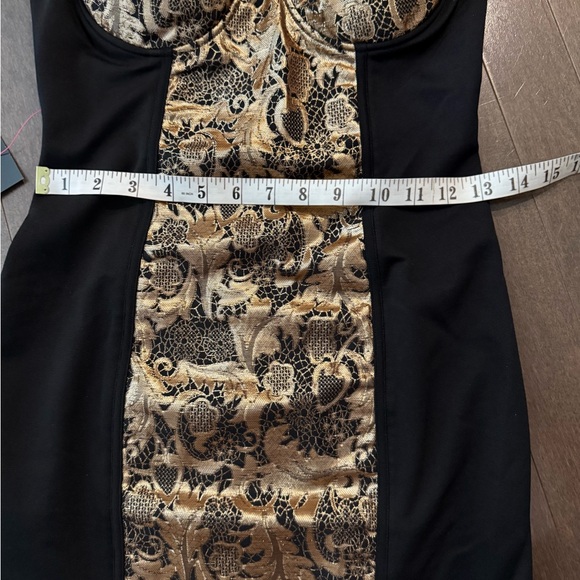 Black and Gold mini Bebe dress - Picture 9 of 10